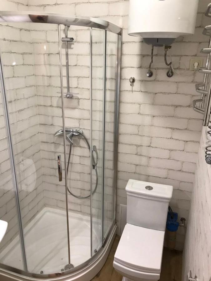Apartament Tugan Baranovskogo Lviv Exteriör bild
