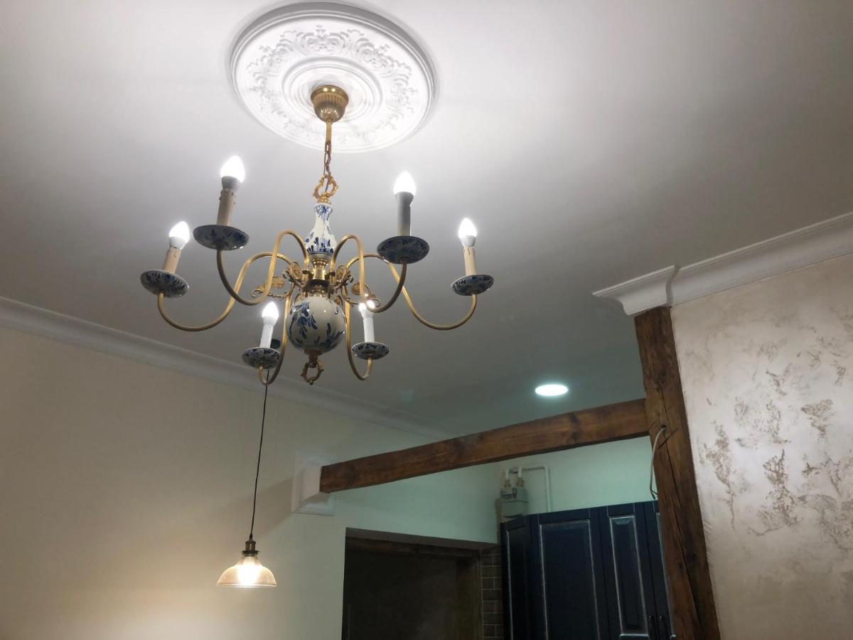 Apartament Tugan Baranovskogo Lviv Exteriör bild