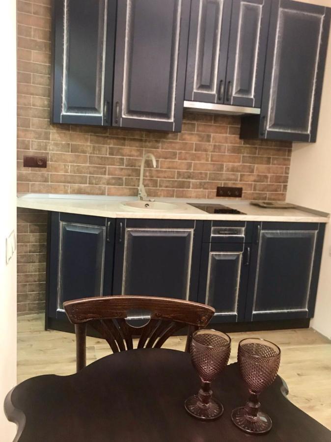 Apartament Tugan Baranovskogo Lviv Exteriör bild